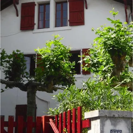 Apartment Lamikenia *